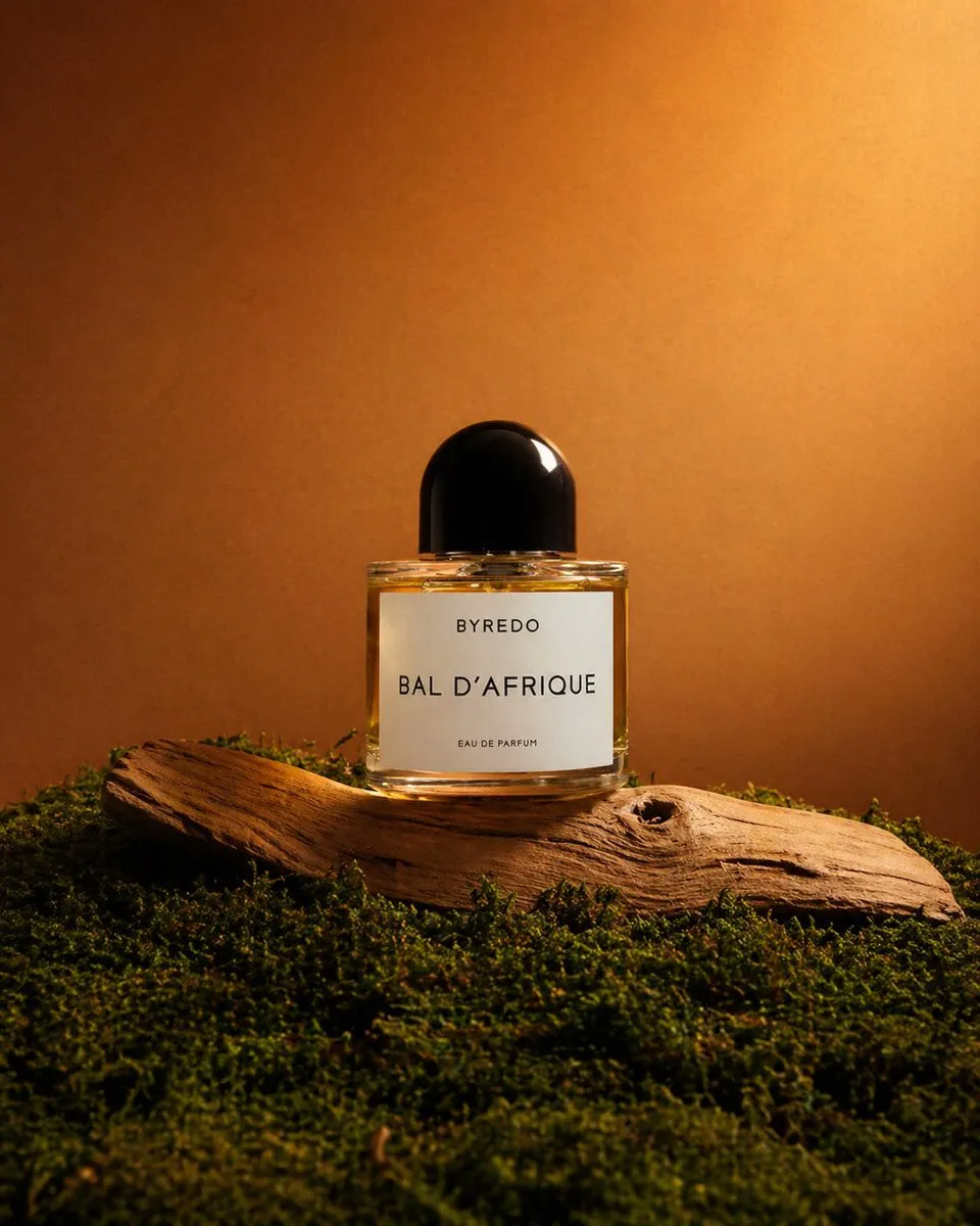 Cinematic and Soft Toned Fragrance in Studio Setting