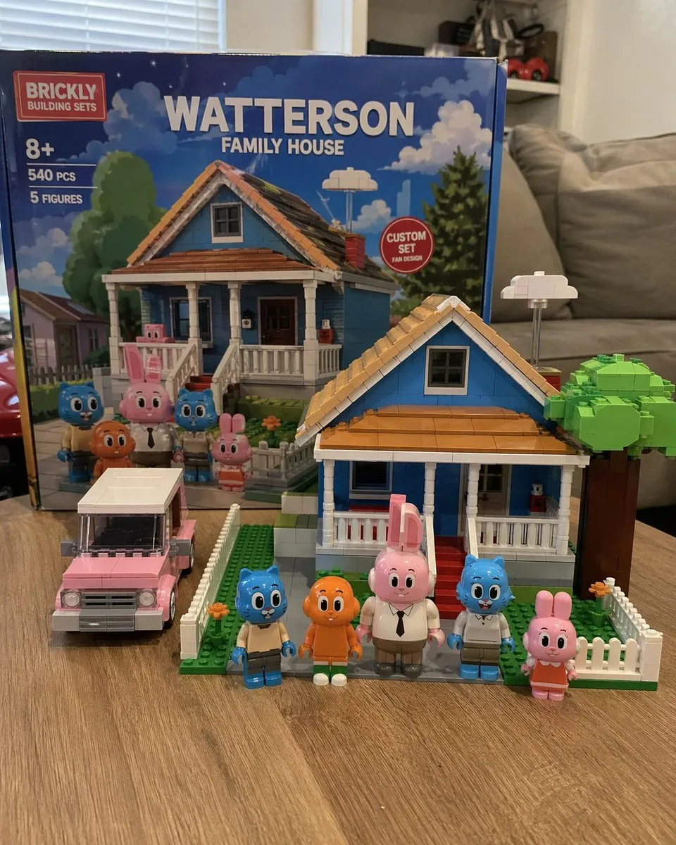 Custom Building Block Set with Minifigures
